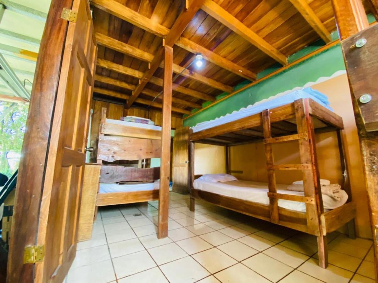Hostel La Suerte *