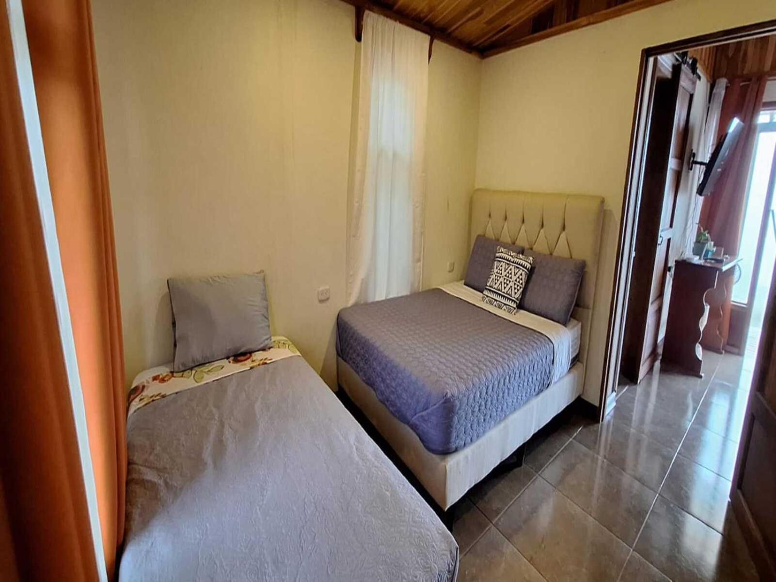 La Suerte Hostel *